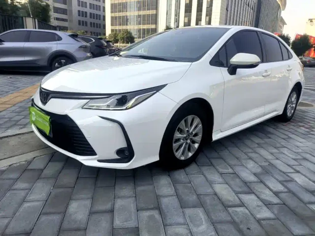 Фотография автомобиля — Toyota Corolla