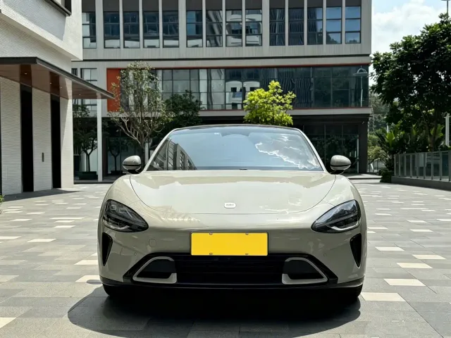 Xiaomi SU7 — Фото автомобиля 3
