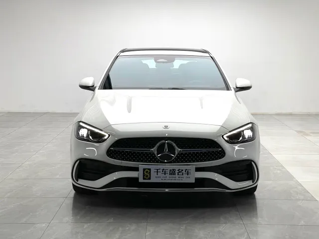 Mercedes-Benz C-Class — Фото автомобиля 2