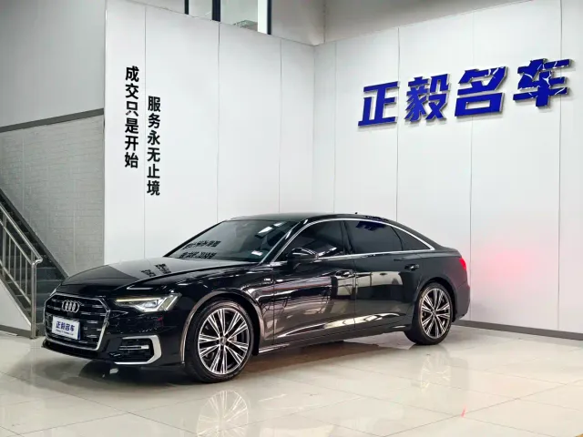 Фотография автомобиля — Audi A6L