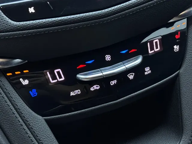 Cadillac XT5 — Фото автомобиля 12