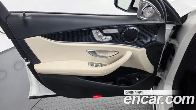 Mercedes-Benz E-Class W213 — Фото автомобиля 13