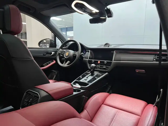 Porsche Macan — Фото автомобиля 12