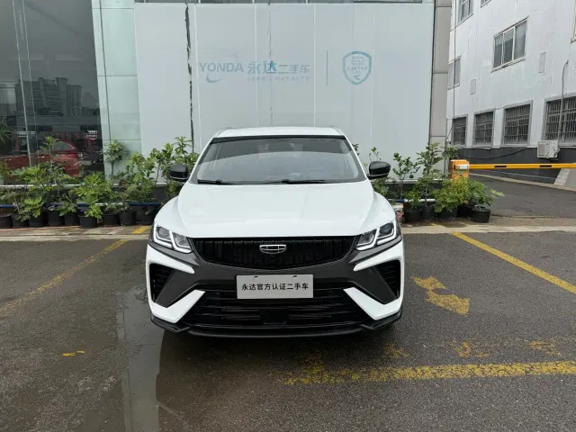Geely Binyue — Фото автомобиля 11