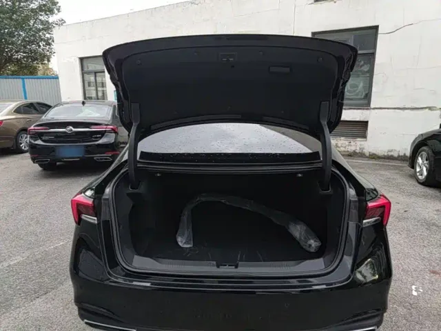 Buick LaCrosse — Фото автомобиля 18
