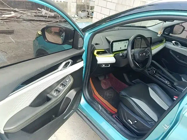 Geely Binyue — Фото автомобиля 15