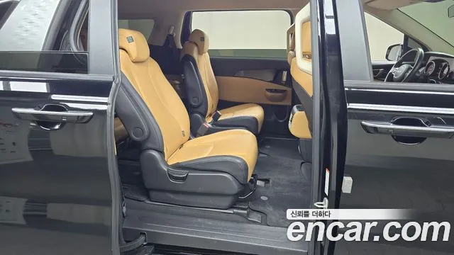 Kia Canival Carnival 4 поколение Бензин 9 мест Prestige — Фото автомобиля 12