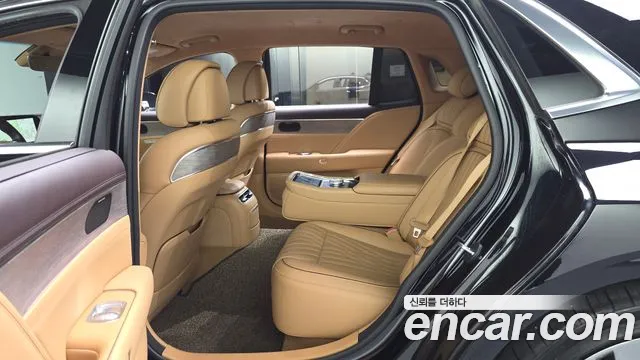 Genesis G90 RS4 — Фото автомобиля 16