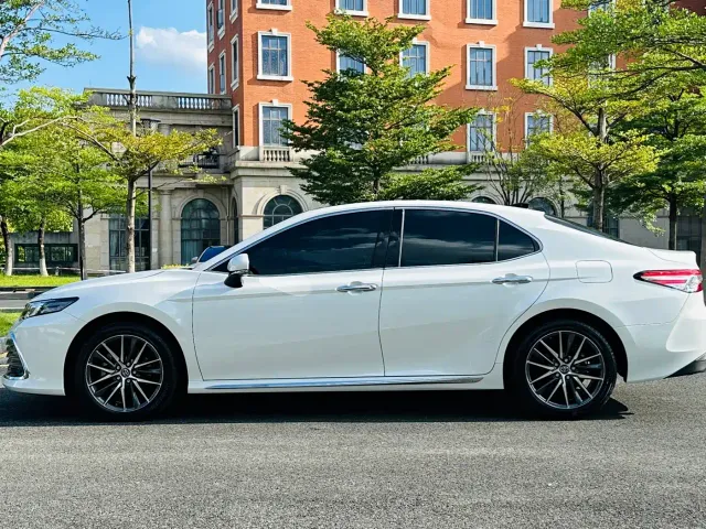 Toyota Camry — Фото автомобиля 5