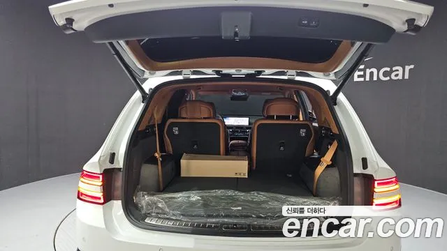 Genesis GV80 — Фото автомобиля 26