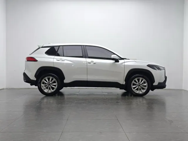 Toyota Corolla Cross — Фото автомобиля 11