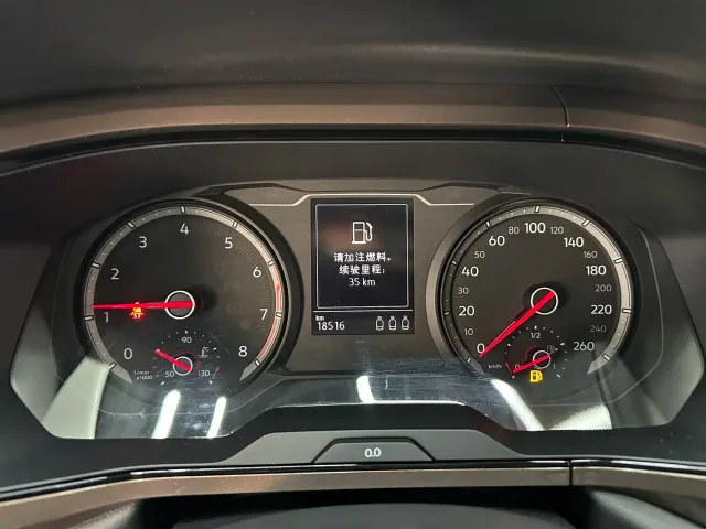 Volkswagen Tharu — Фото автомобиля 18