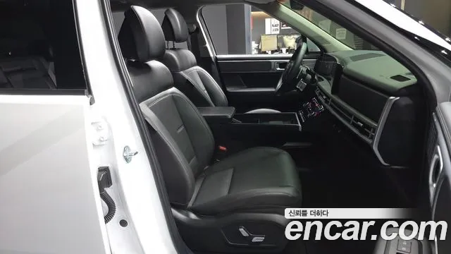 Hyundai Santa Fe MX5 — Фото автомобиля 16