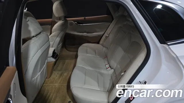 Hyundai Grandeur — Фото автомобиля 11