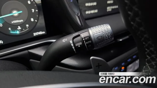 Genesis G90 Бензин 3.5 турбо AWD — Фото автомобиля 26
