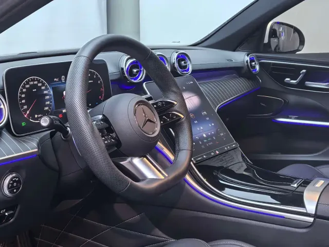 Mercedes-Benz C-Class — Фото автомобиля 12