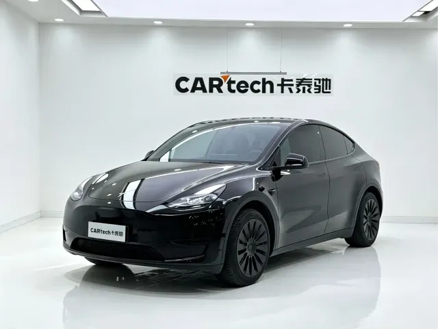 Фотография автомобиля — Tesla Model Y