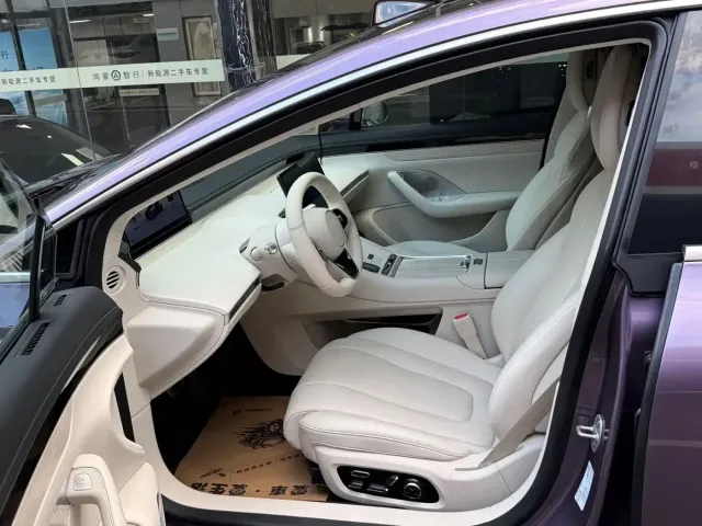 Luxeed S7 — Фото автомобиля 6