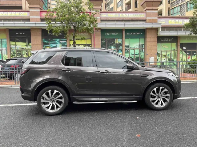 Land Rover Discovery Sport — Фото автомобиля 5