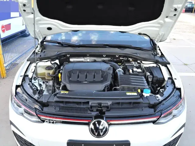 Volkswagen Golf GTI — Фото автомобиля 7