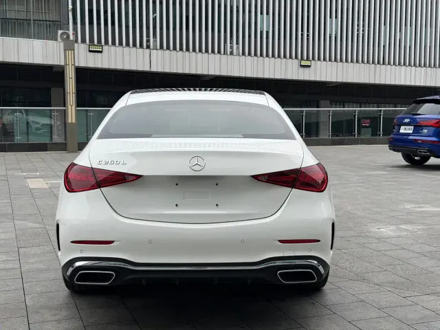Mercedes-Benz C-Class — Фото автомобиля 11