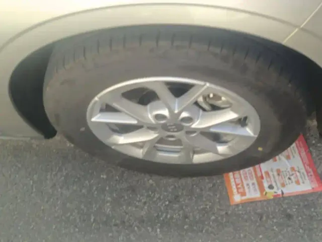 Geely Galaxy Stellar 6 — Фото автомобиля 6