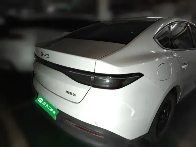 BYD Seal 05 DM-i — Фото автомобиля 3