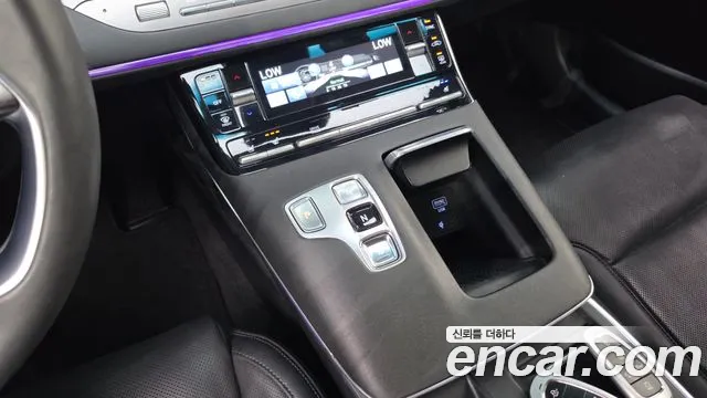 Hyundai Grandeur — Фото автомобиля 8