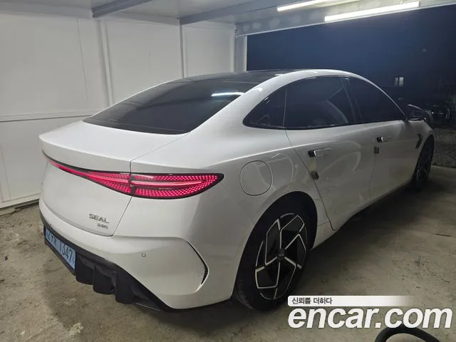 BYD Seal — Фото автомобиля 4