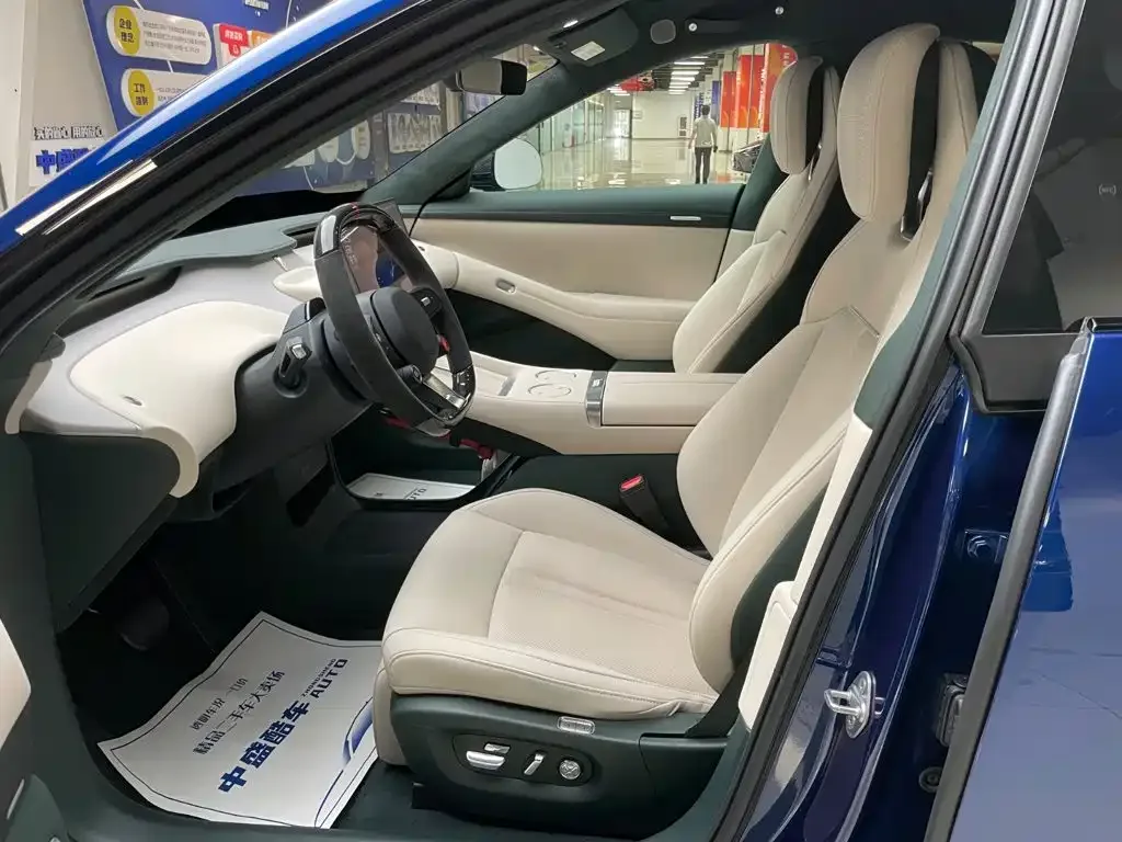 Xiaomi Auto Xiaomi YU7 2025 Ultra Long Range High Performance AWD Max Edition — Фото автомобиля 8