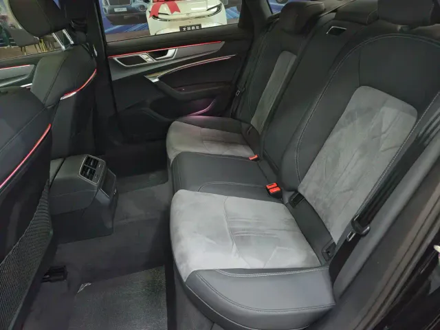 Audi A6L — Фото автомобиля 17