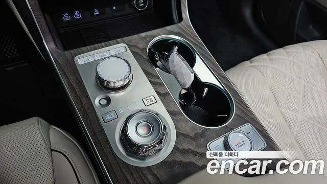 Genesis GV80 — Фото автомобиля 12