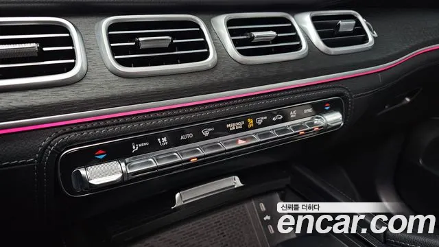 Mercedes-Benz GLE-Class — Фото автомобиля 17