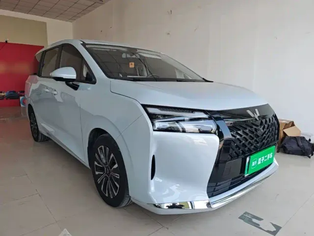 Wuling Starlight 730 — Фото автомобиля 3