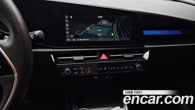 Kia Niro Niro (New) — Фото автомобиля 12