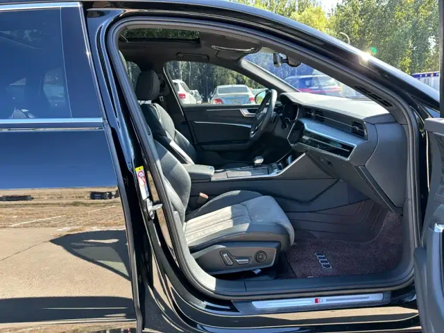 Audi A6L — Фото автомобиля 16