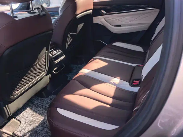 Geely Xingyue L — Фото автомобиля 11