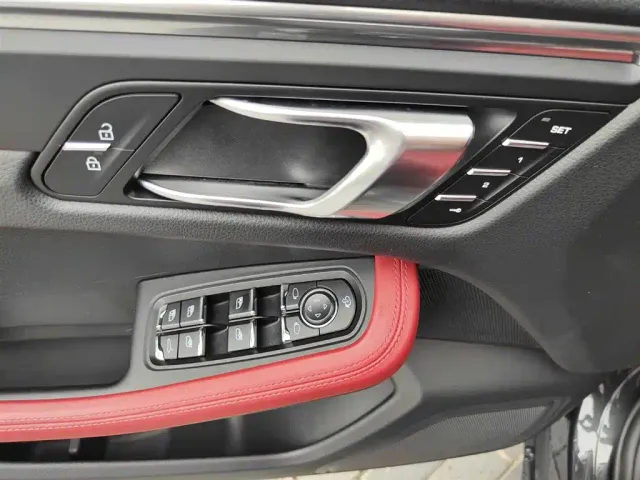 Porsche Macan — Фото автомобиля 5