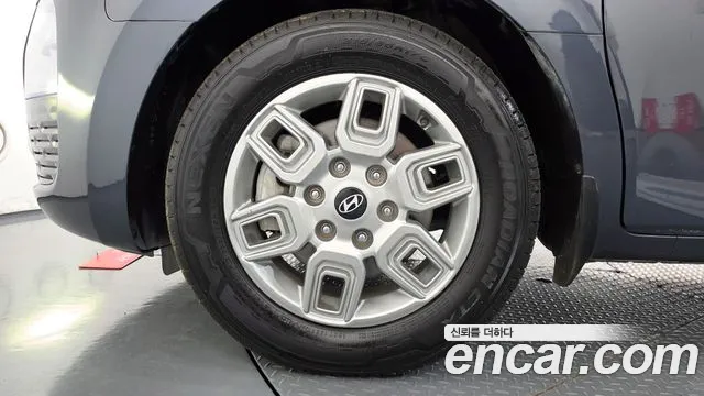 Hyundai Staria — Фото автомобиля 5