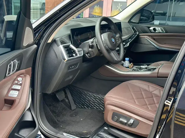 BMW X5 — Фото автомобиля 4