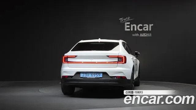 Polestar 2 — Фото автомобиля 4