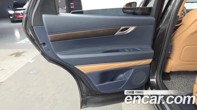 Genesis GV80 2.5T Бензин AWD — Фото автомобиля 5