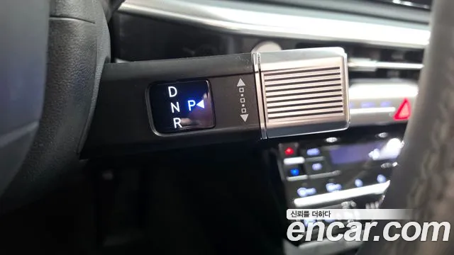 Hyundai Grandeur GN7 — Фото автомобиля 12