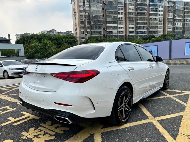 Mercedes-Benz C-Class — Фото автомобиля 18