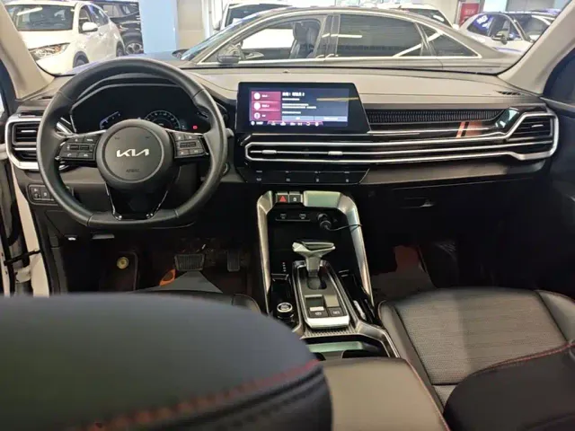 Kia Sportage — Фото автомобиля 9