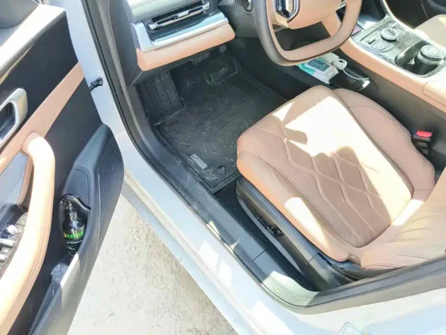 Geely Galaxy A7 — Фото автомобиля 8
