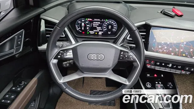 Audi Q4 e-tron F4 — Фото автомобиля 20