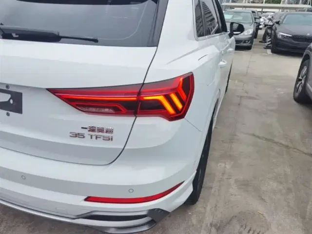 Audi Q3 — Фото автомобиля 7
