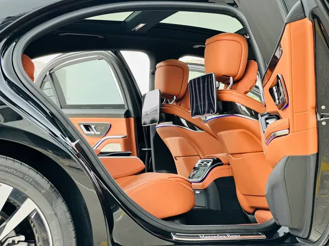 Mercedes-Benz S-Class — Фото автомобиля 7