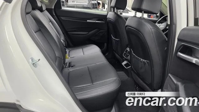 Kia Seltos New — Фото автомобиля 17